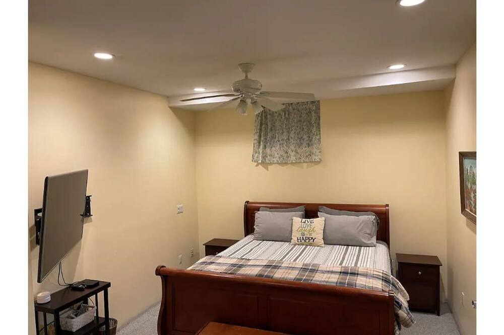 Photo of Bedroom in Guilford