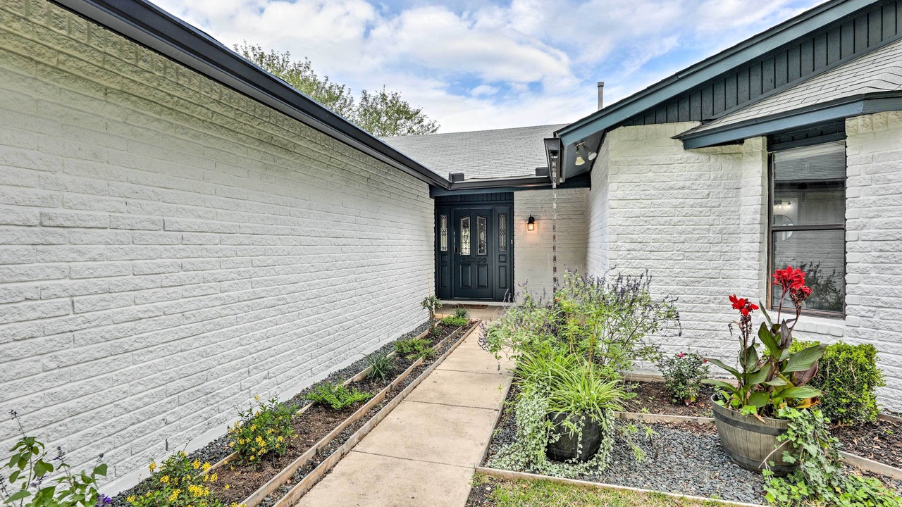 Photo of Outdoor in Lockhart
