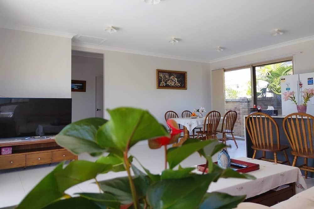 Photo of Others in Thorneside