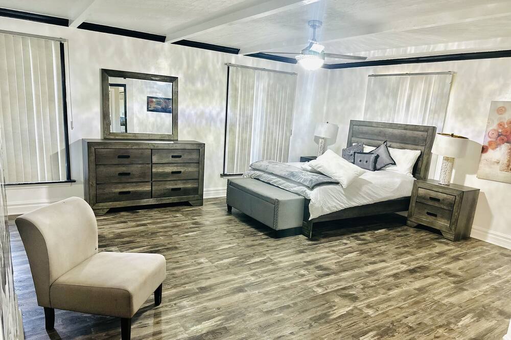 Photo of Bedroom in Highland