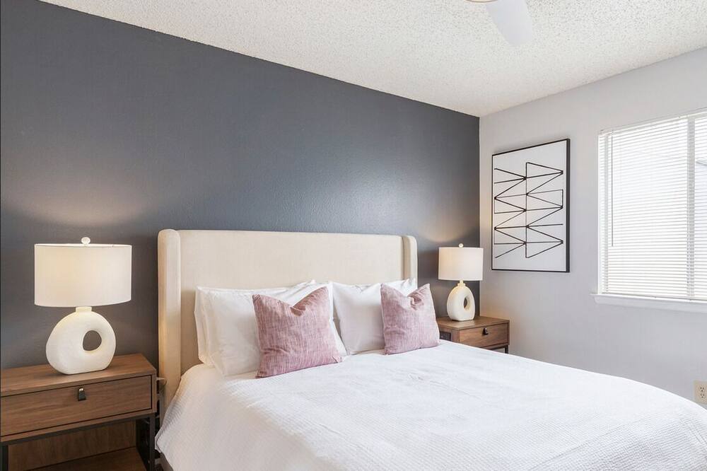 Photo of Bedroom in North San Antonio - SAT