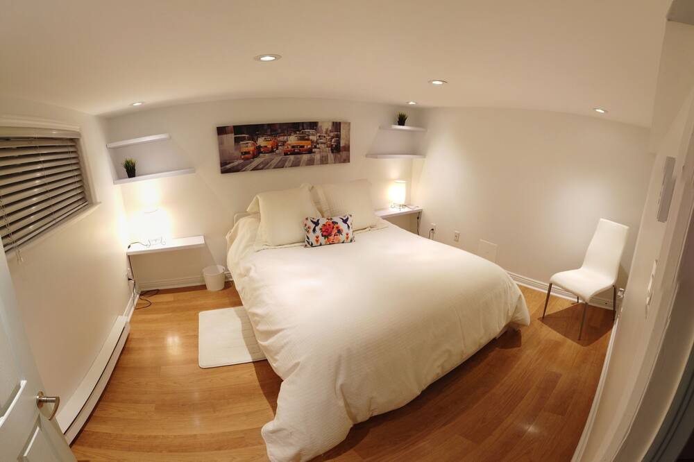 Photo of Bedroom in Ste Anne de Beaupre
