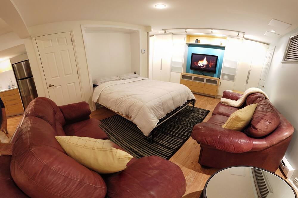 Photo of Bedroom in Ste Anne de Beaupre
