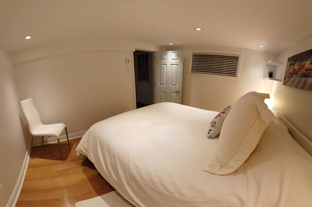 Photo of Bedroom in Ste Anne de Beaupre