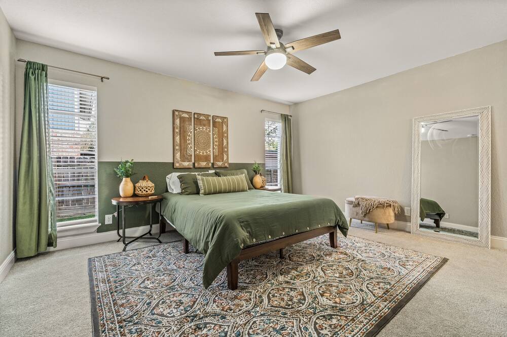 Photo of Bedroom in North San Antonio - SAT