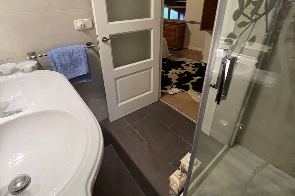Photo of Bathroom in Oden