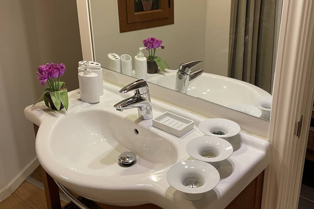 Photo of Bathroom in Oden