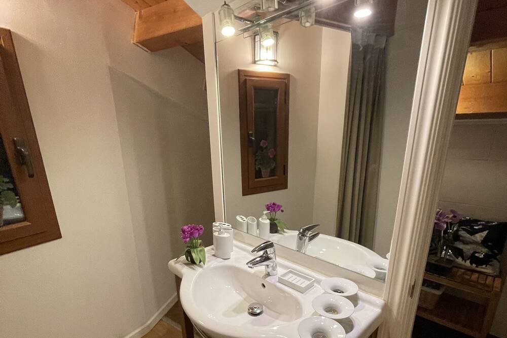 Photo of Bathroom in Oden