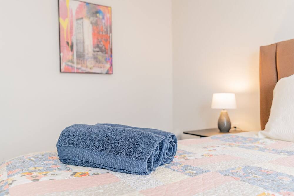 Photo of Bedroom in Wasaga Beach