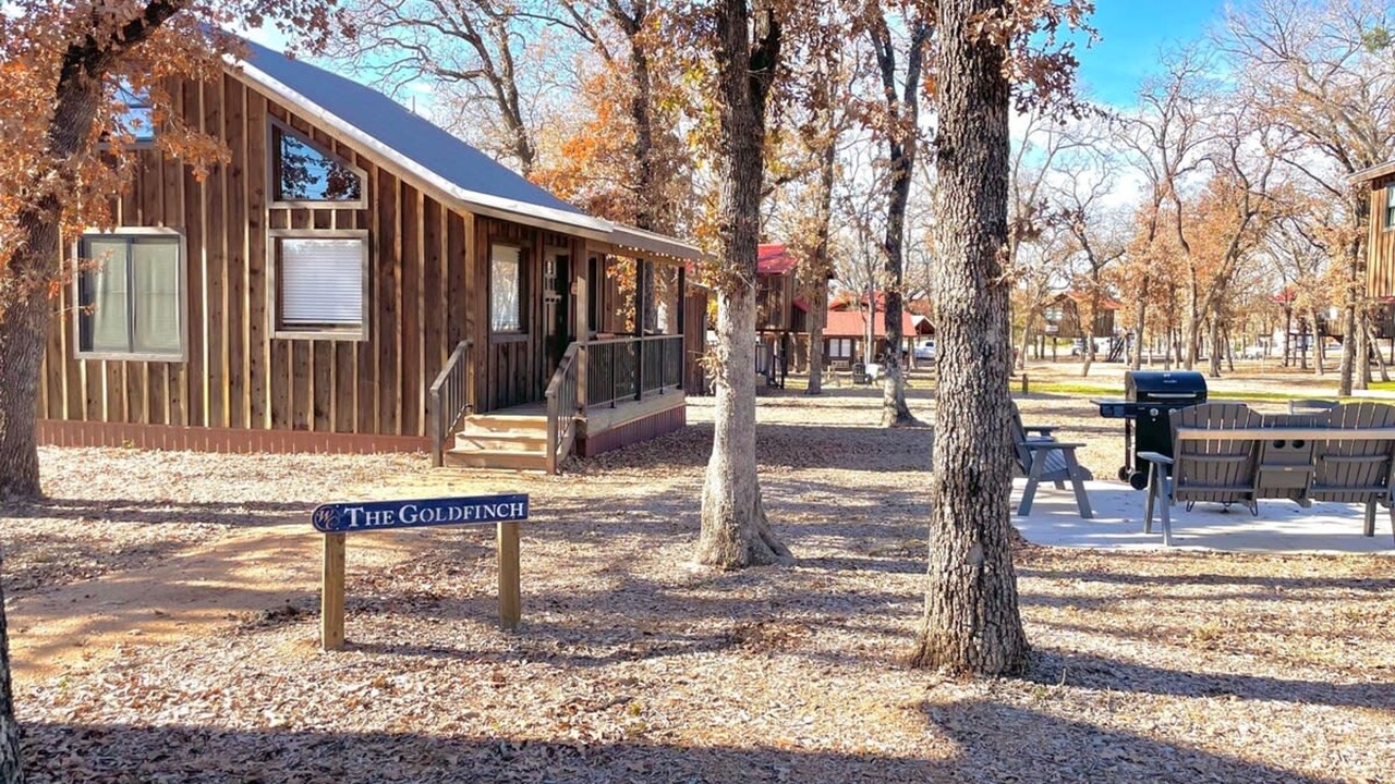 Photo of Others in Elm Mott
