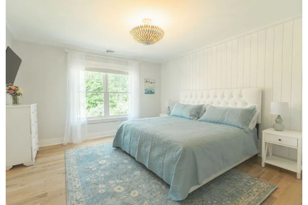 Photo of Others in Woodbury