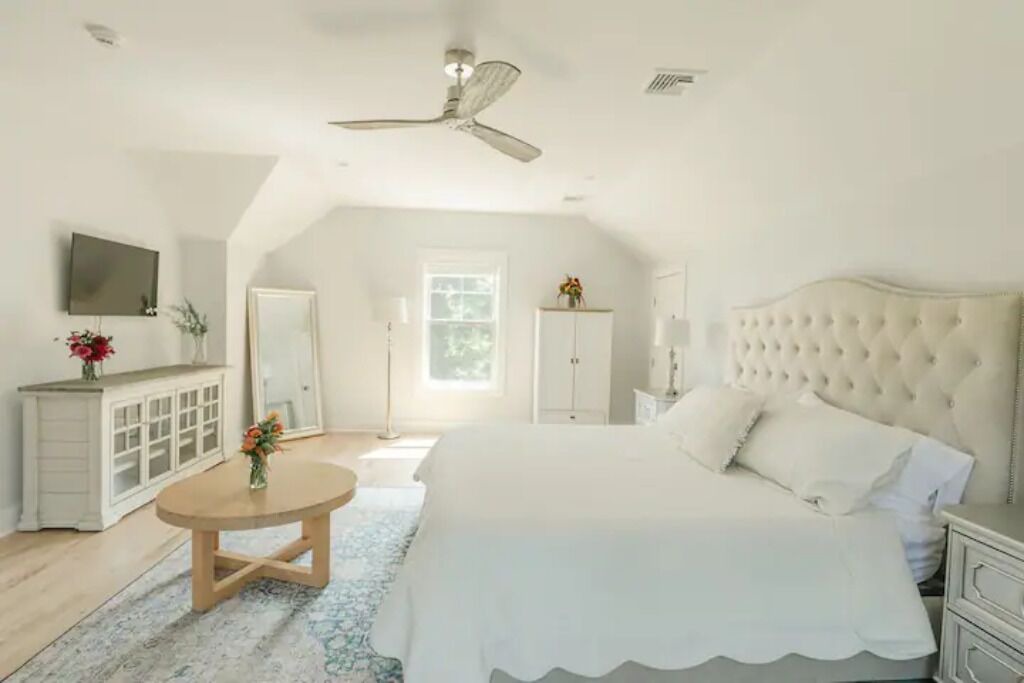 Photo of Others in Woodbury