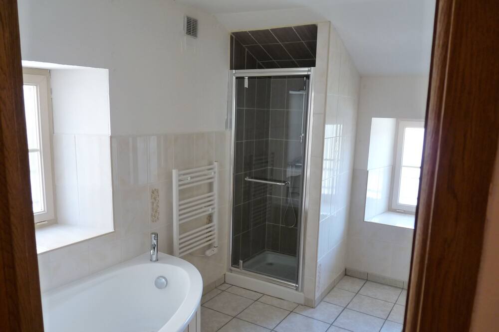 Photo of Bathroom in Mauleon