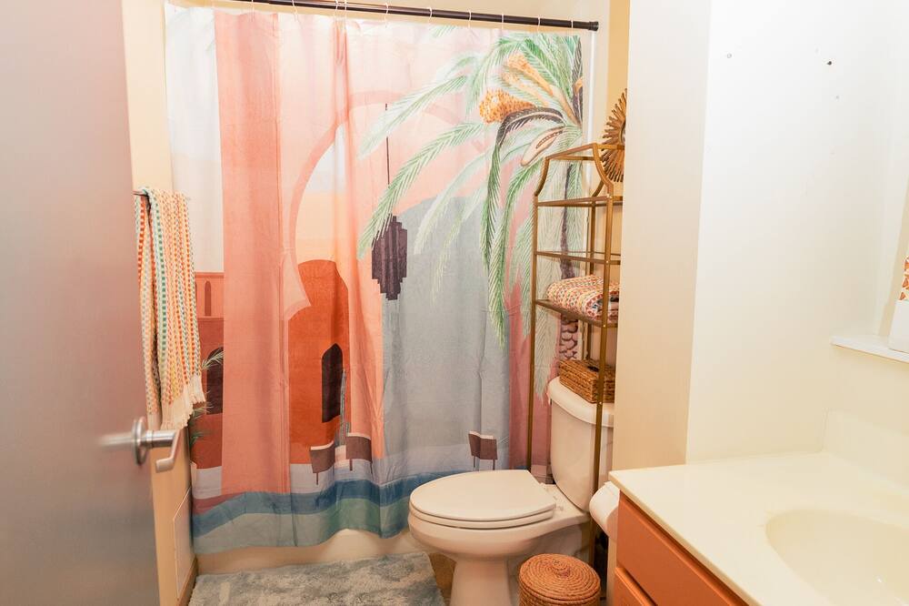 Photo of Bathroom in Midtown