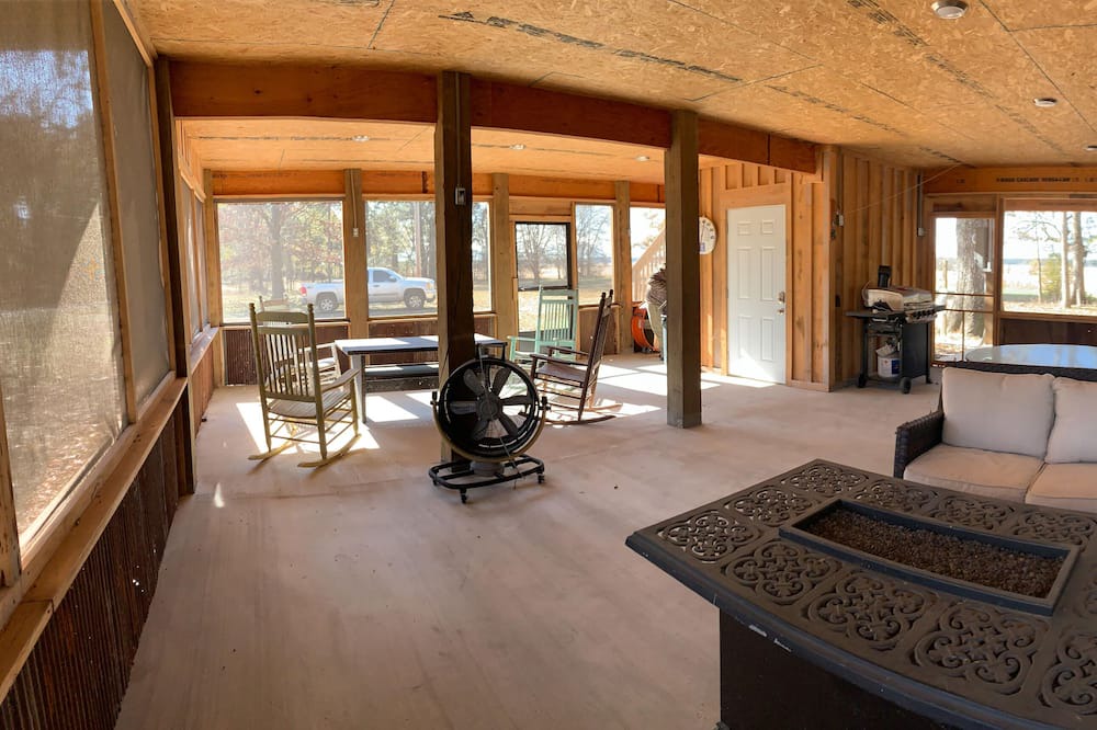 Photo of Others in Gregory