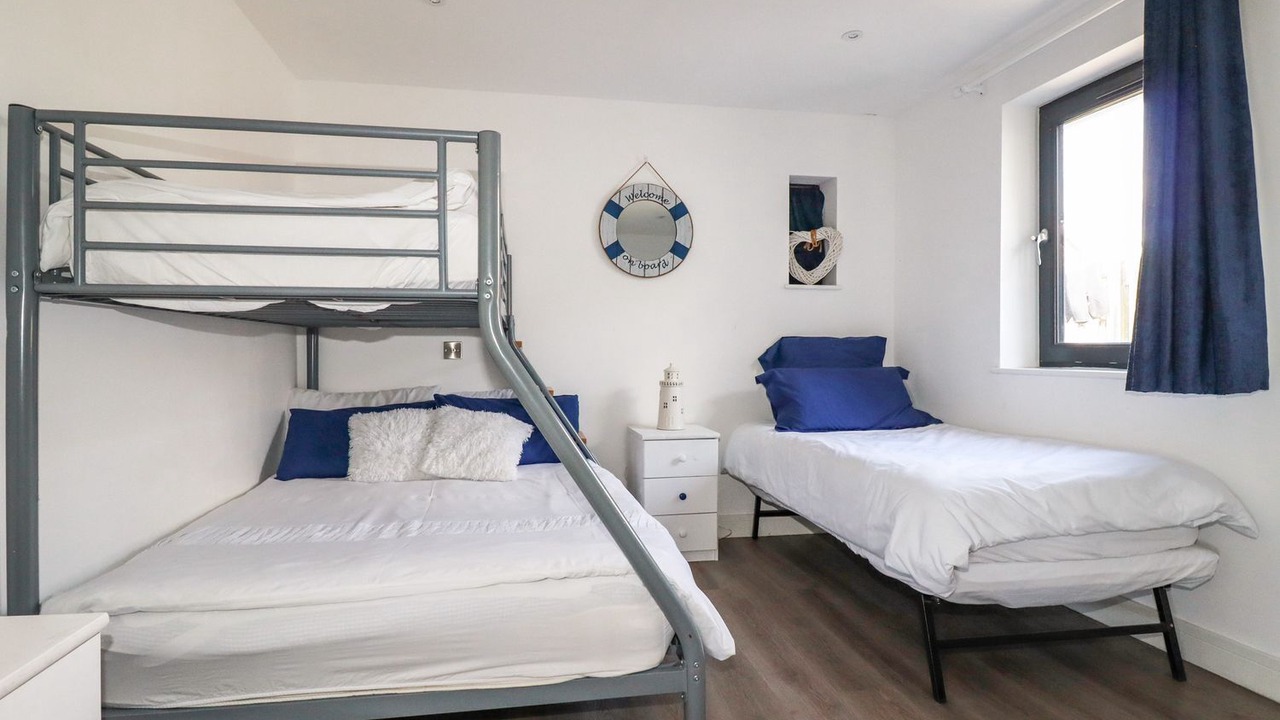 Photo of Others in Tintagel