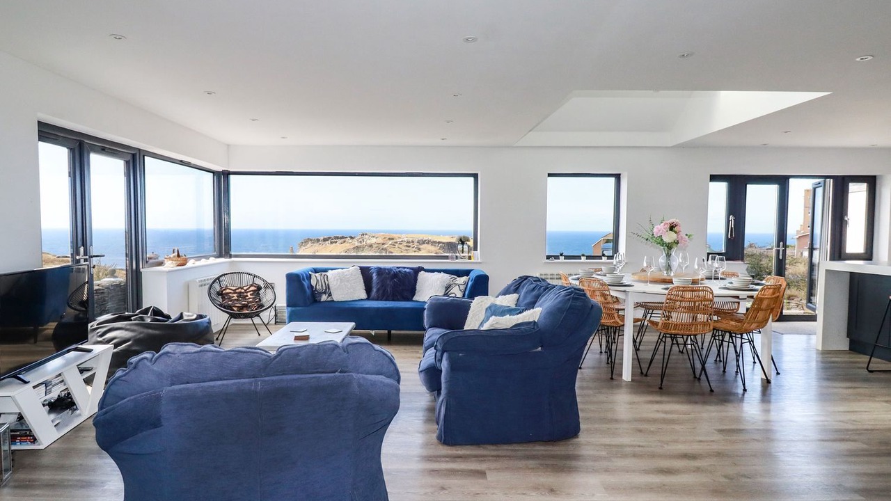 Photo of Others in Tintagel