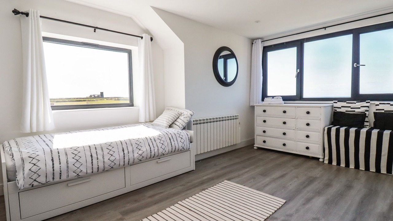 Photo of Others in Tintagel