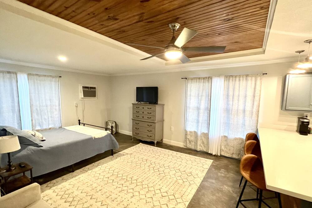 Photo of Bedroom in Centralia