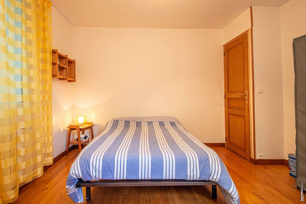 Photo of Bedroom in Saint-Beauzile