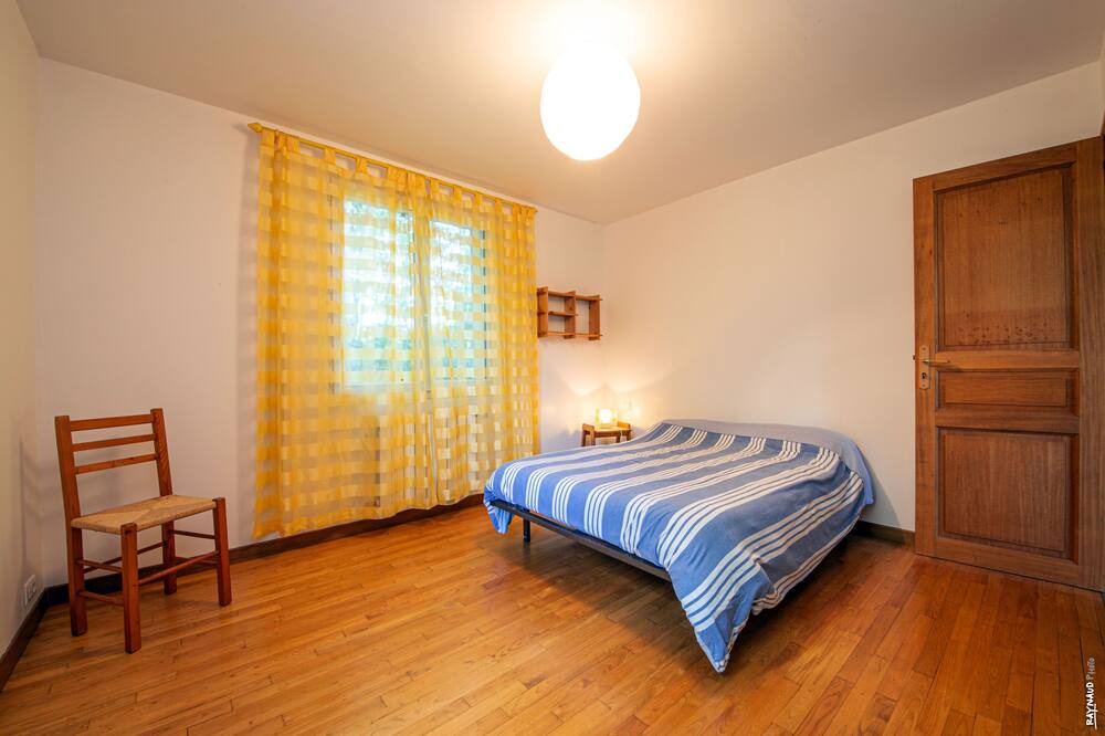 Photo of Bedroom in Saint-Beauzile