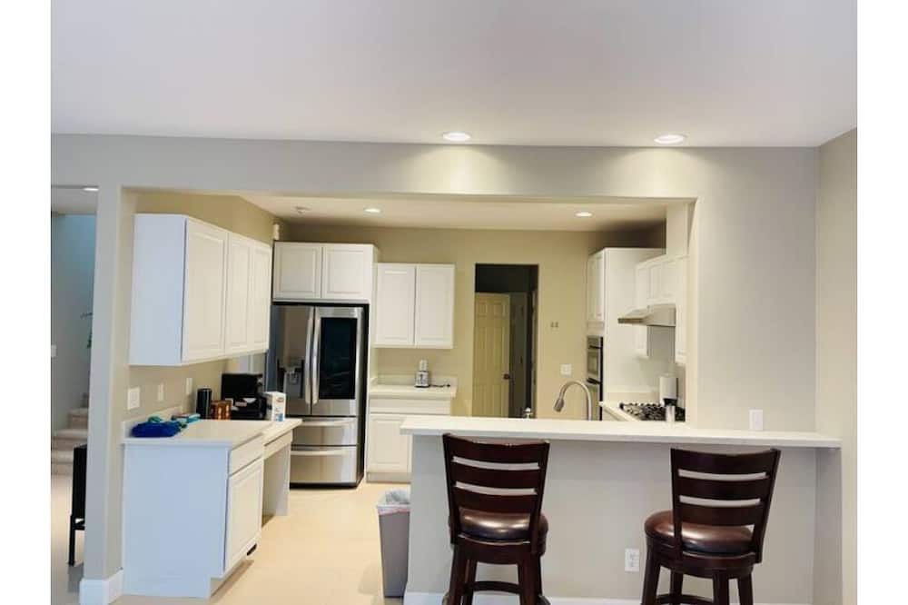 Photo of Kitchen in Maltby