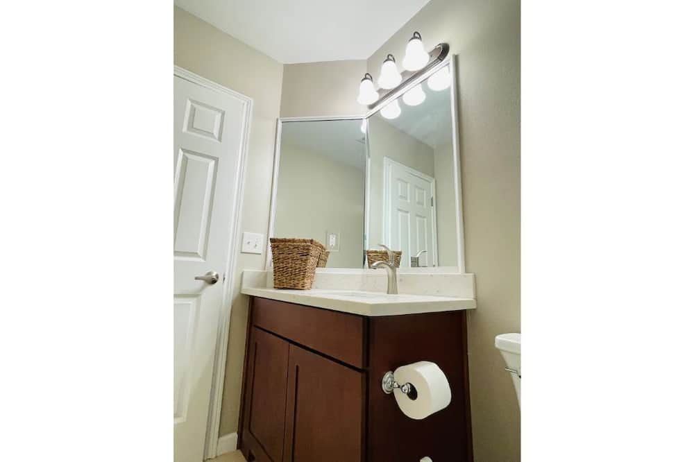 Photo of Bathroom in Maltby