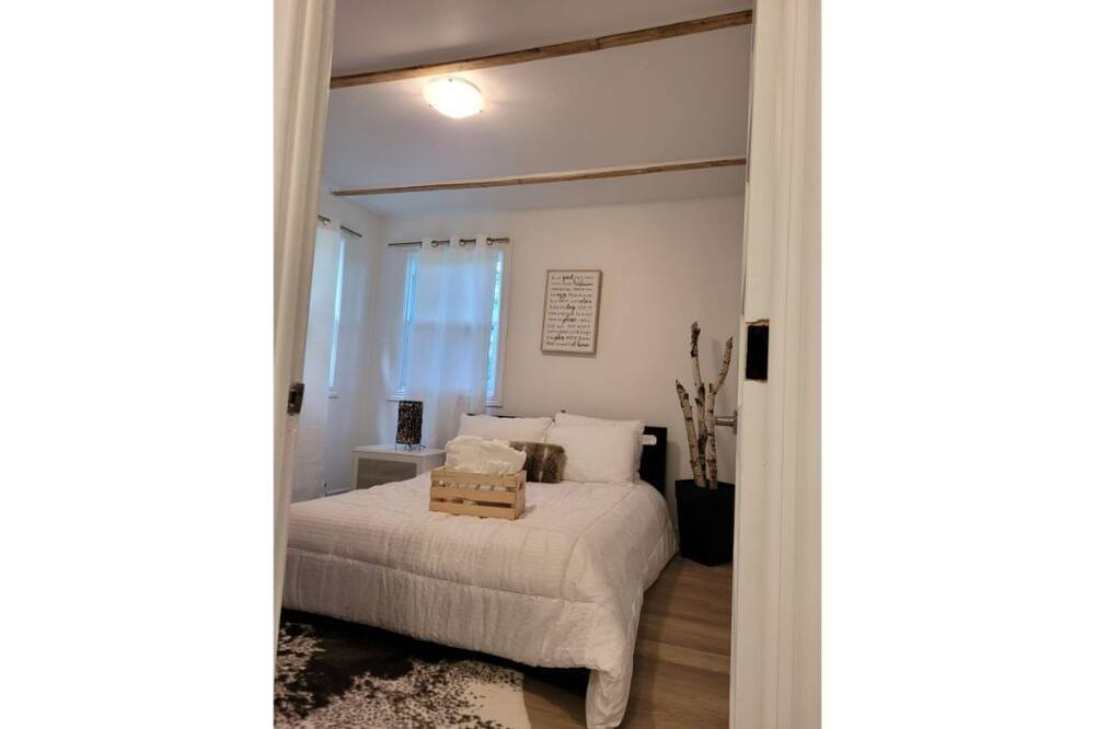 Photo of Bedroom in Rawdon