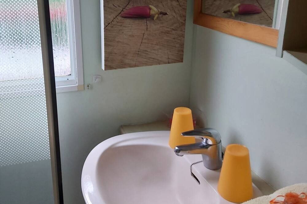 Photo of Bathroom in Ornolac-Ussat-les-Bains