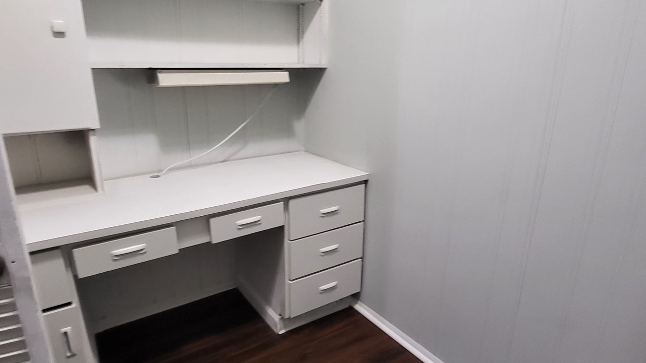 Photo of Others in Ellendale