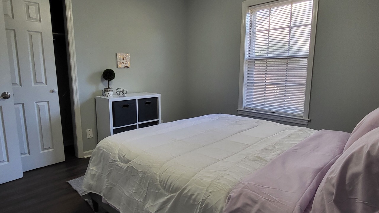 Photo of Others in Ellendale