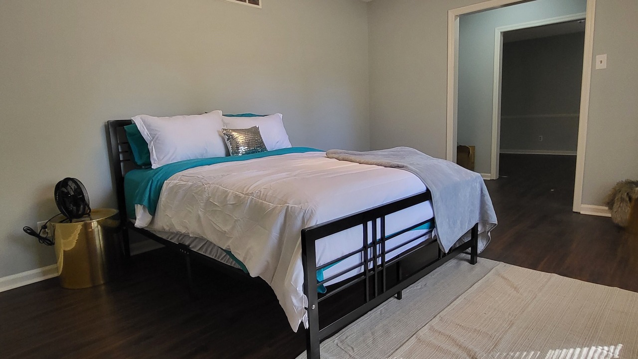 Photo of Others in Ellendale