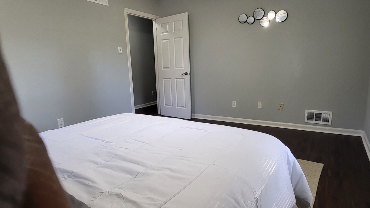 Photo of Others in Ellendale