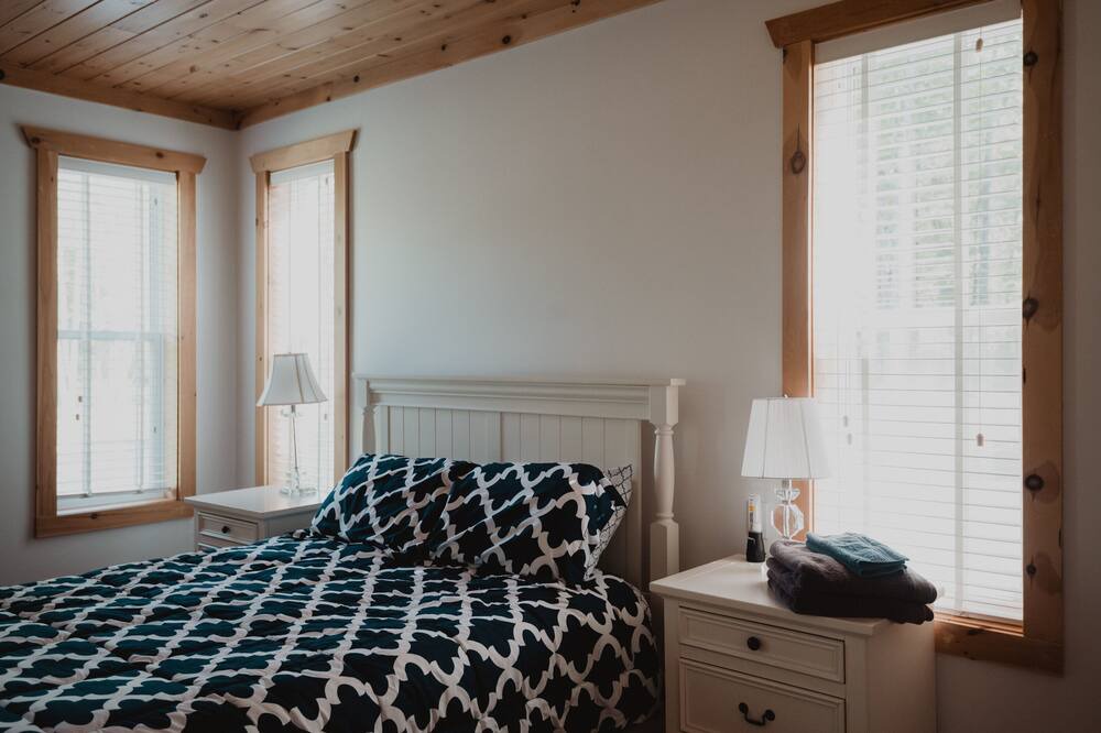 Photo of Bedroom in Mansfield-et-Pontefract