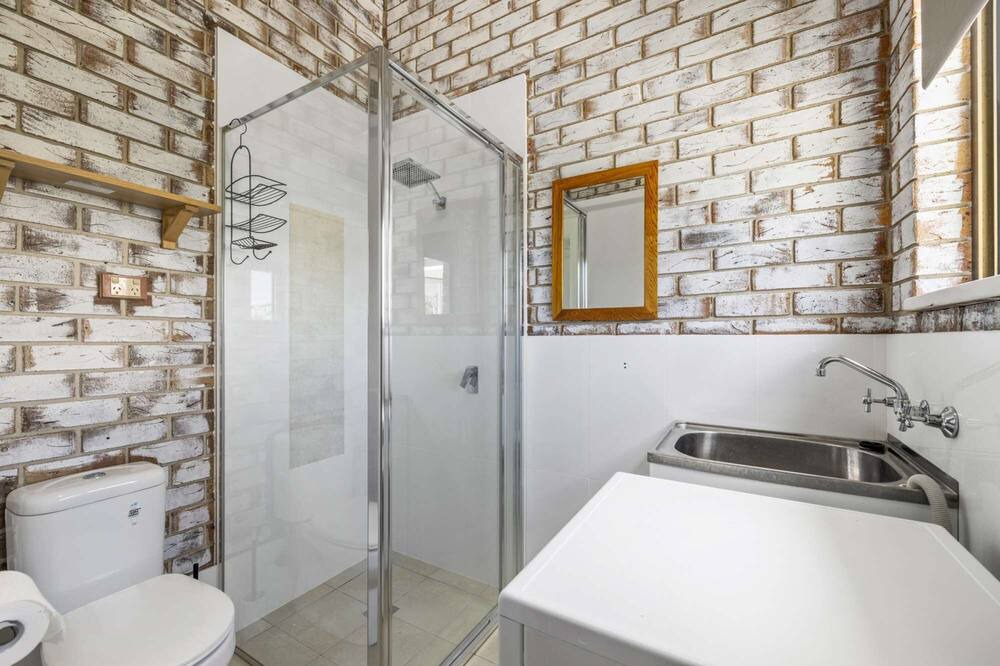 Photo of Bathroom in Emerald Beach