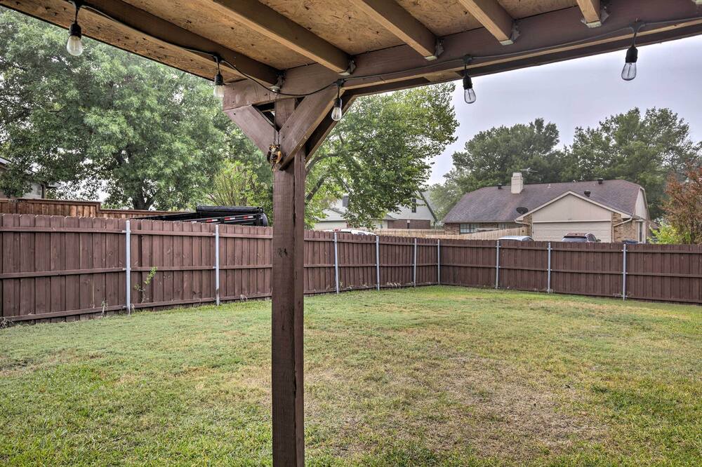 Photo of Others in Allen
