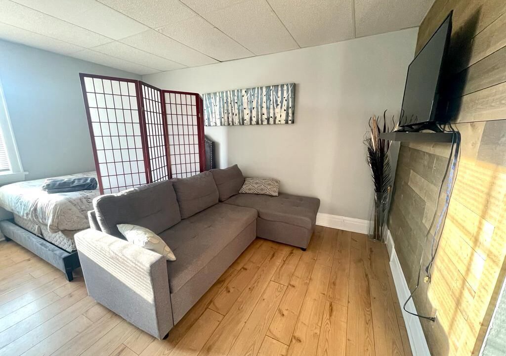 Photo of Livingroom in Sudbury