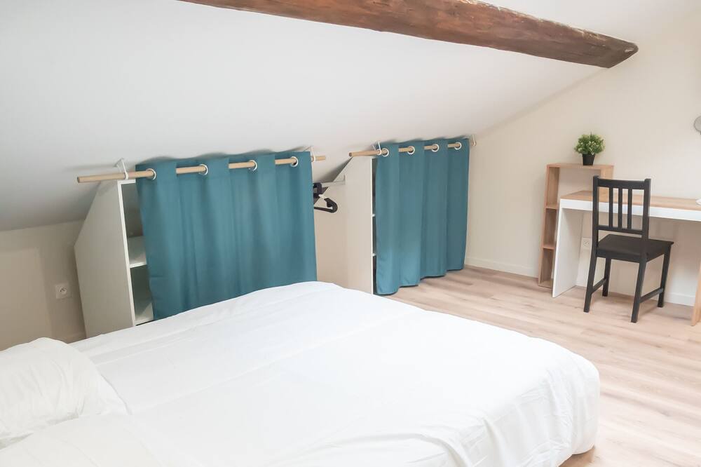 Photo of Bedroom in Quartier Beauregard-Boufflers-Buthegnemont-Boudonville