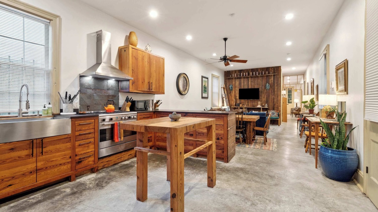 Photo of Kitchen in Seventh Ward
