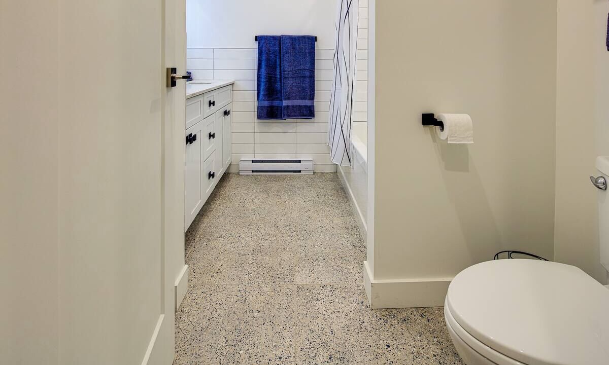 Photo of Bathroom in Milton Park