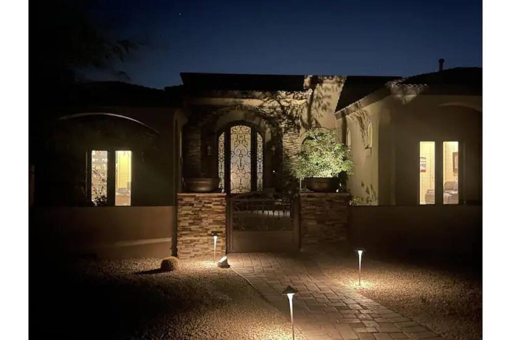 Photo of Outdoor in Pinnacle Peak
