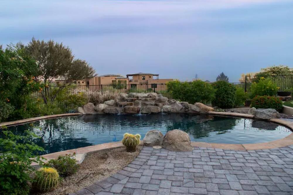 Photo of Outdoor in Pinnacle Peak