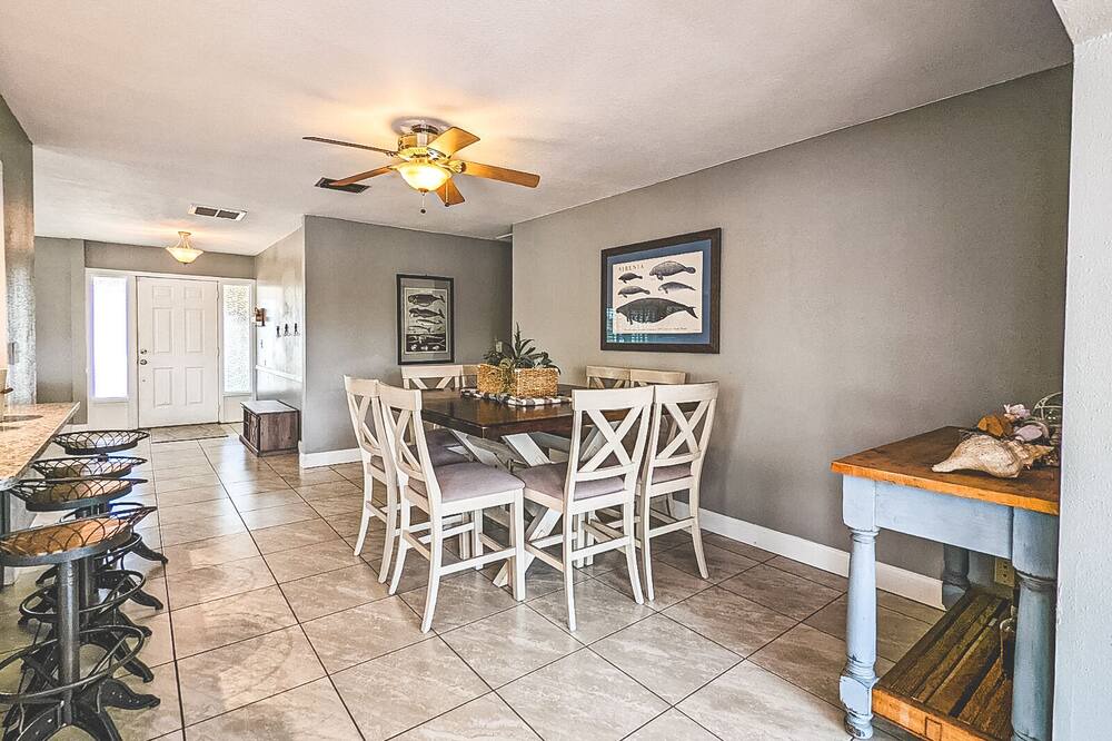 Photo of Others in Apollo Beach