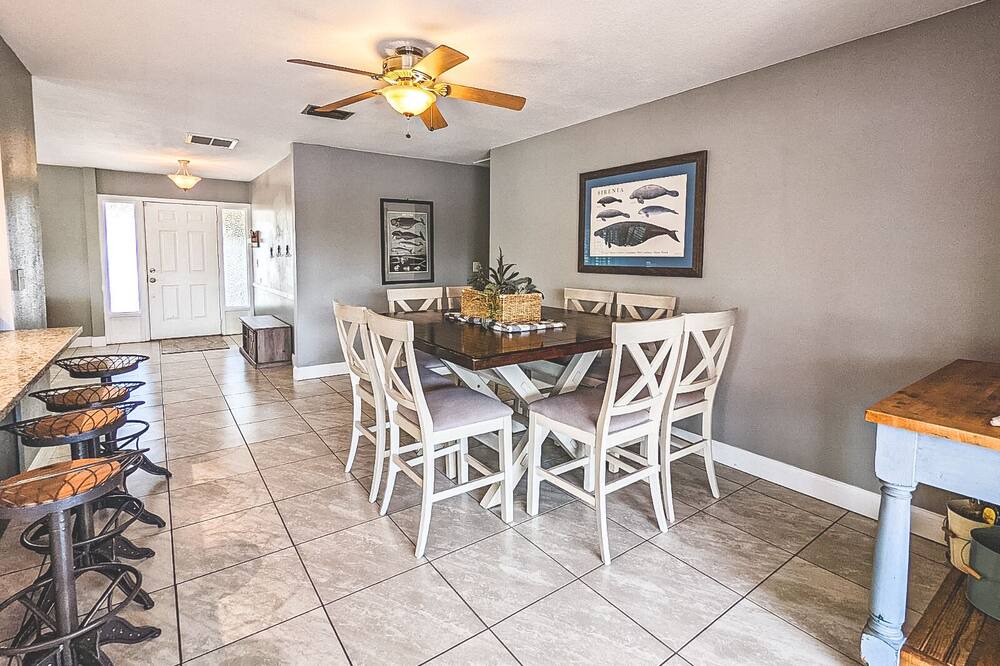 Photo of Others in Apollo Beach