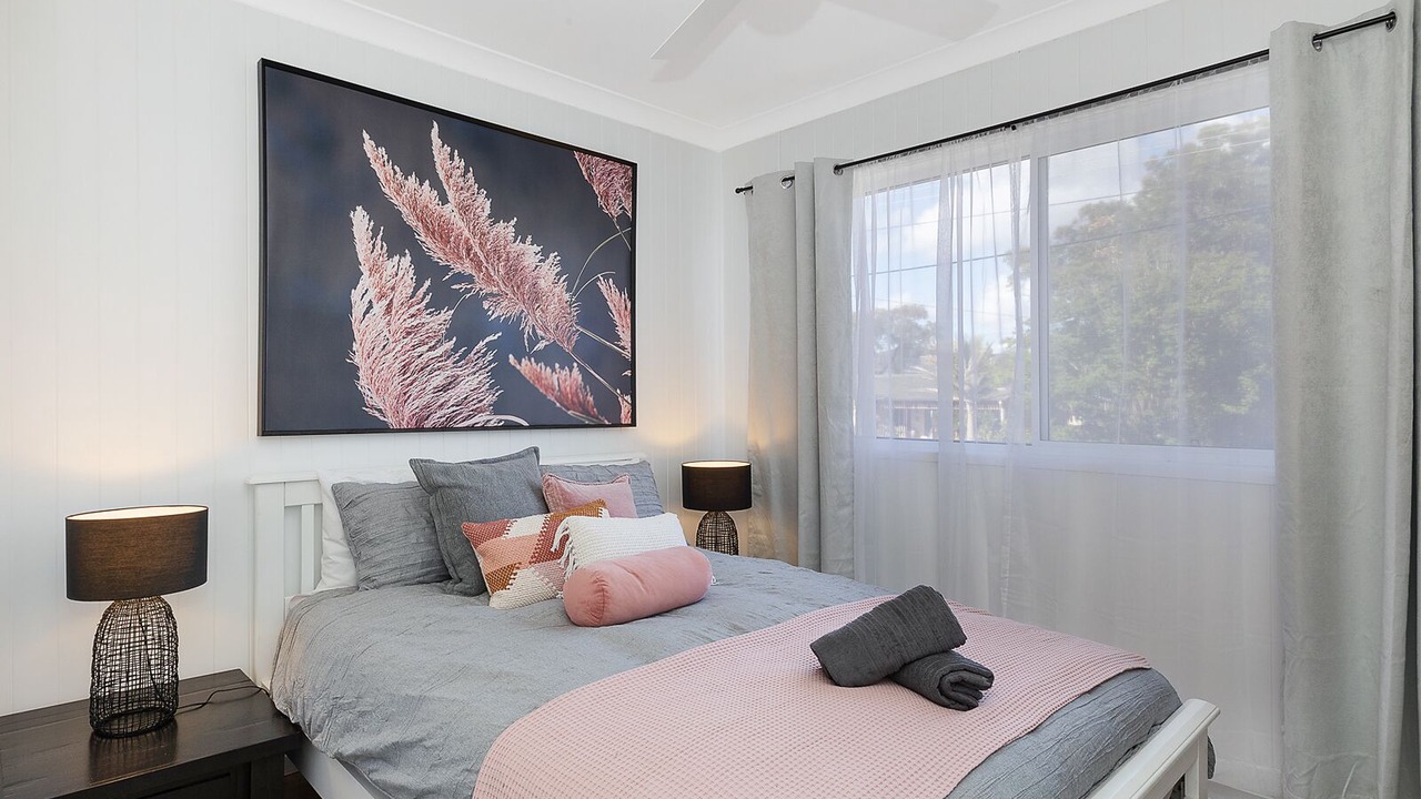 Photo of Bedroom in Berkeley Vale