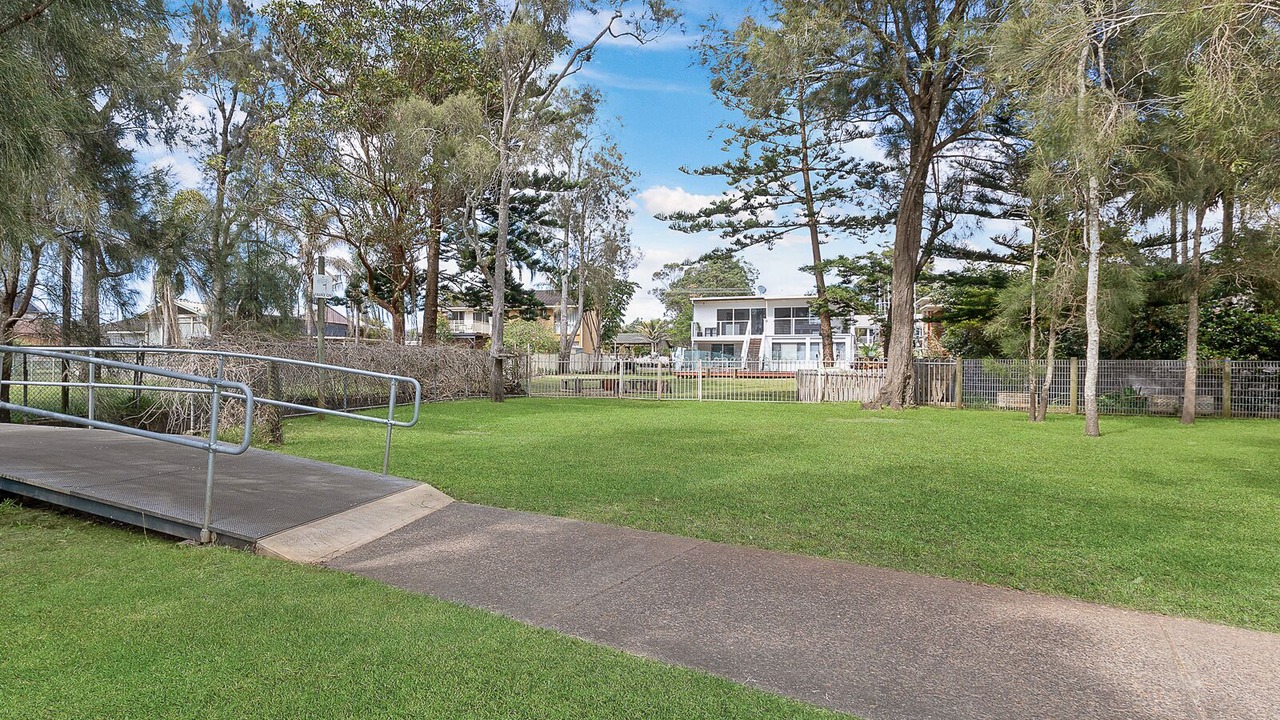 Photo of Outdoor in Berkeley Vale