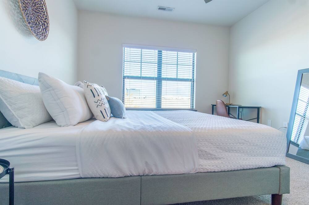 Photo of Bedroom in Hurstbourne