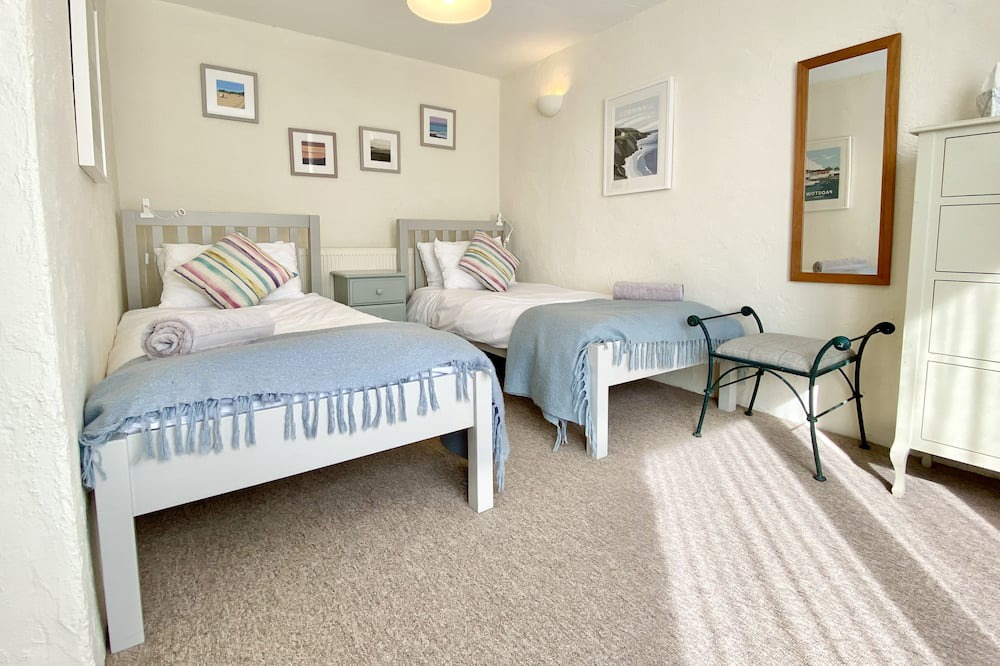 Photo of Bedroom in St Minver