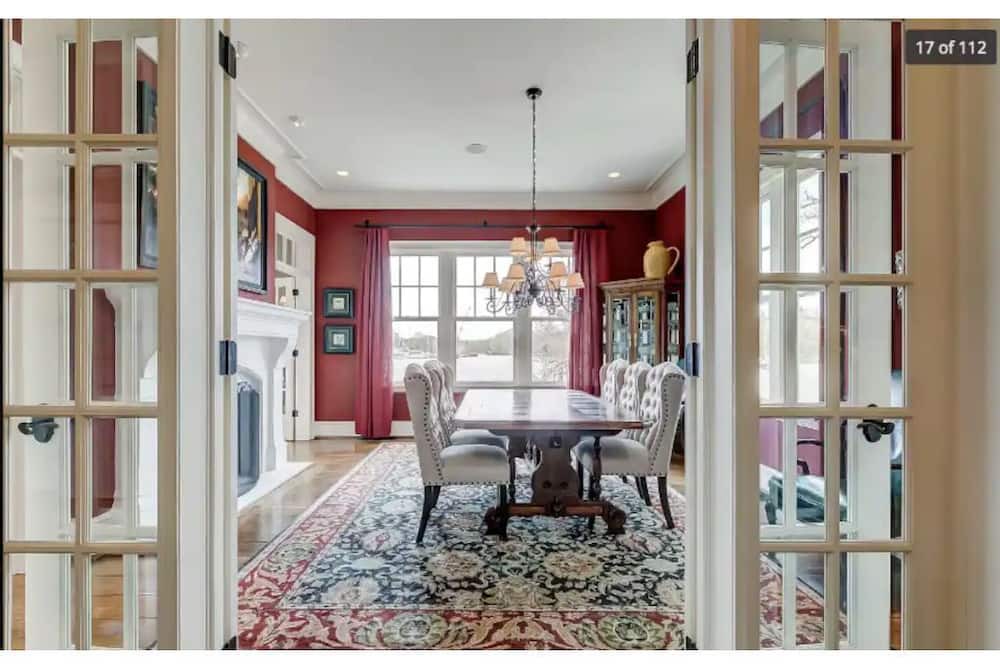 Photo of Bedroom in Galesville