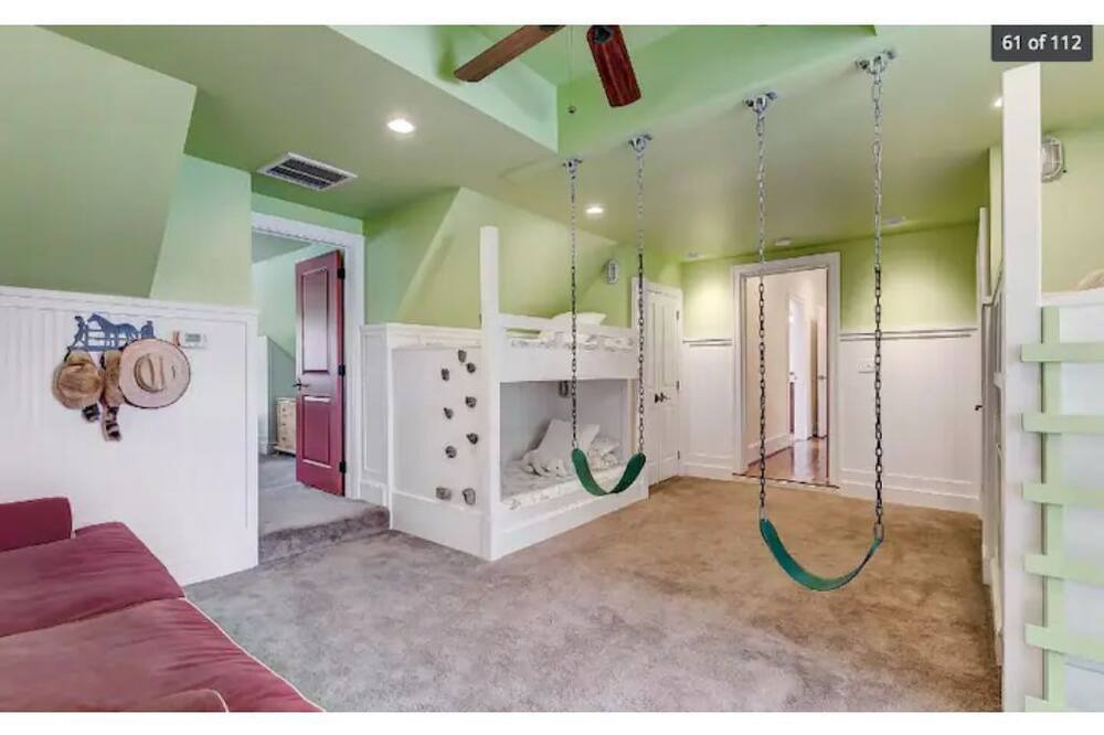 Photo of Bedroom in Galesville